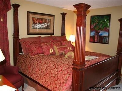 גטלינבורג The Foxtrot Bed And Breakfast חדר תמונה