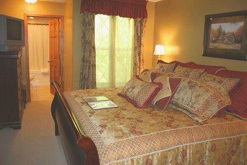 גטלינבורג The Foxtrot Bed And Breakfast חדר תמונה